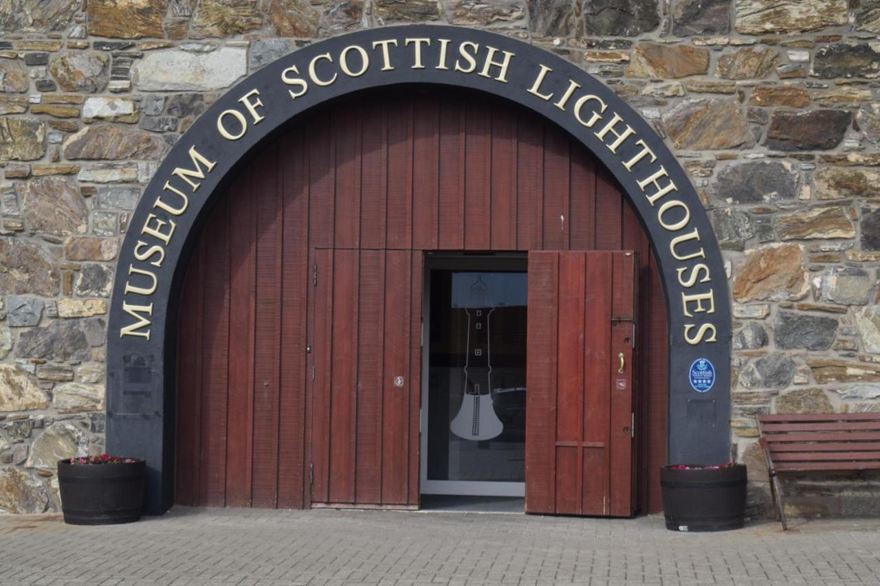 Cheers Cafe Bar & Tavern Hotel Fraserburgh Exterior photo